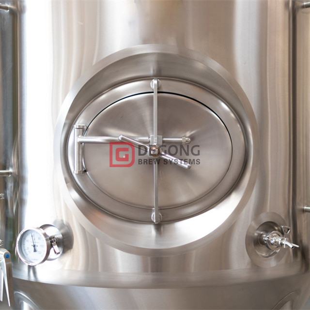 In vendita fermentatore / unitank da birra in pressione isolato e rivestito da 1000 litri