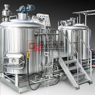 Linea di produzione commerciale della birra commerciale del microbirrificio dell'acciaio inossidabile della fabbrica di birra di 2 navi 500L da vendere